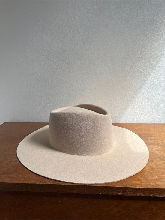 GIGI PIP Accessories - Gigi Pip Dakota Wide Brim Felt Hat in Light Beige